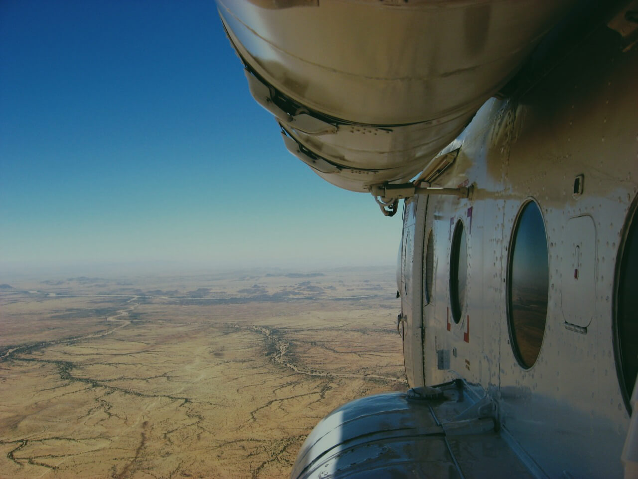 outside_heli